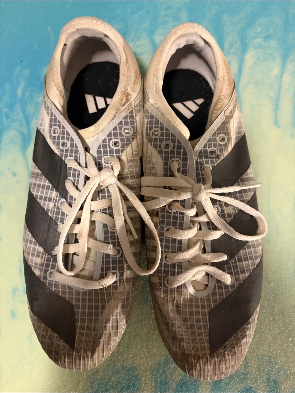 adidas White and Gray Sprint Star Track Shoes - 8.5